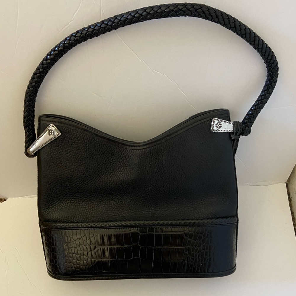Medium Classic Brighton in Black.  Zip top Hobo Bag.  EXCELLENT CONDITION!